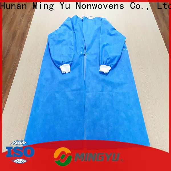 Ming Yu monitoring non-woven fabric manufacturing factory for home textile